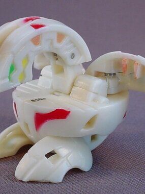 Bakugan Battle Brawlers White Pearl Pyrus Dragonoid, B2, 610G, Bakupearl